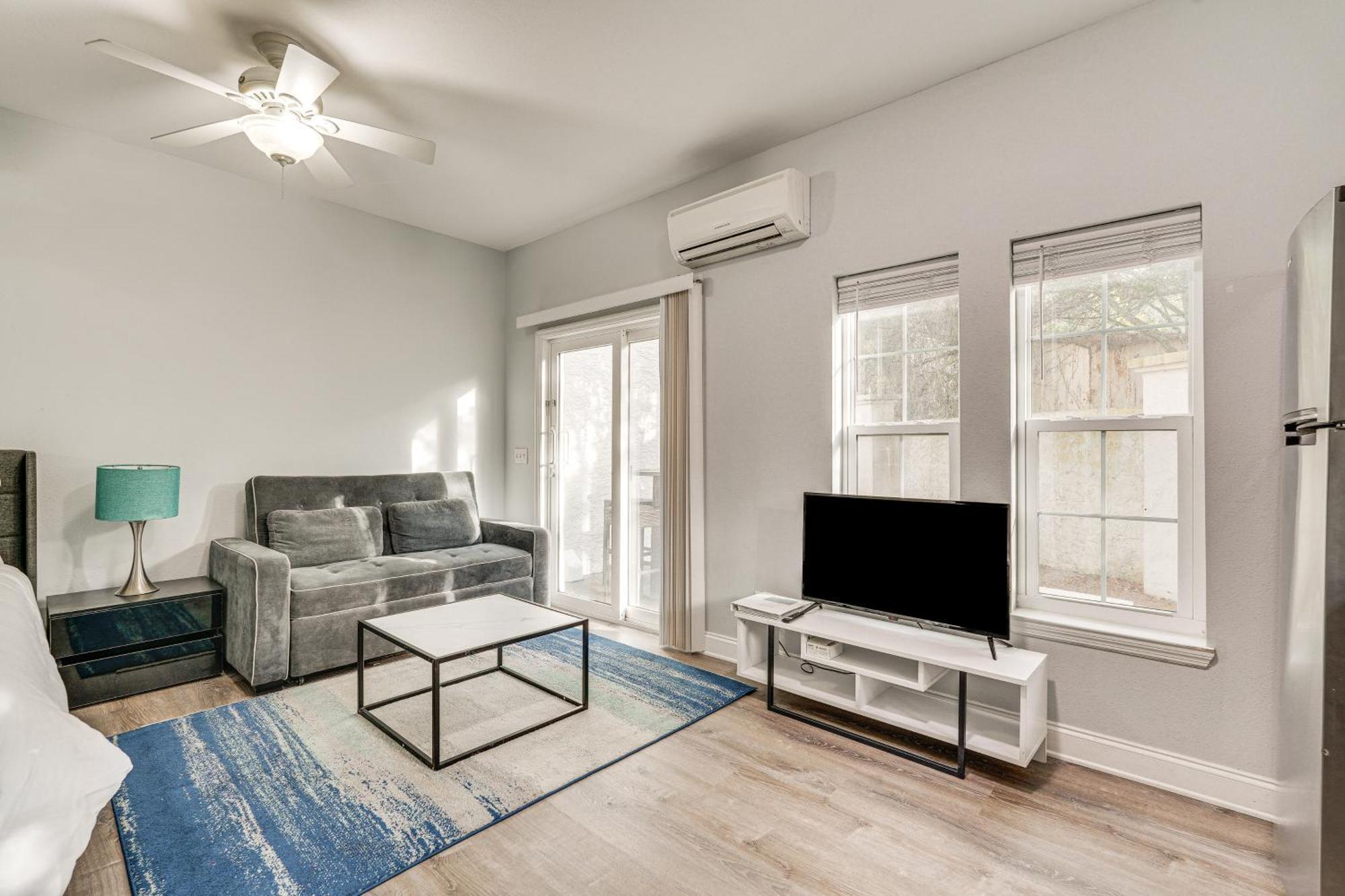 Sunny Pcb Studio, 2 Min Walk To Laguna Beach! *